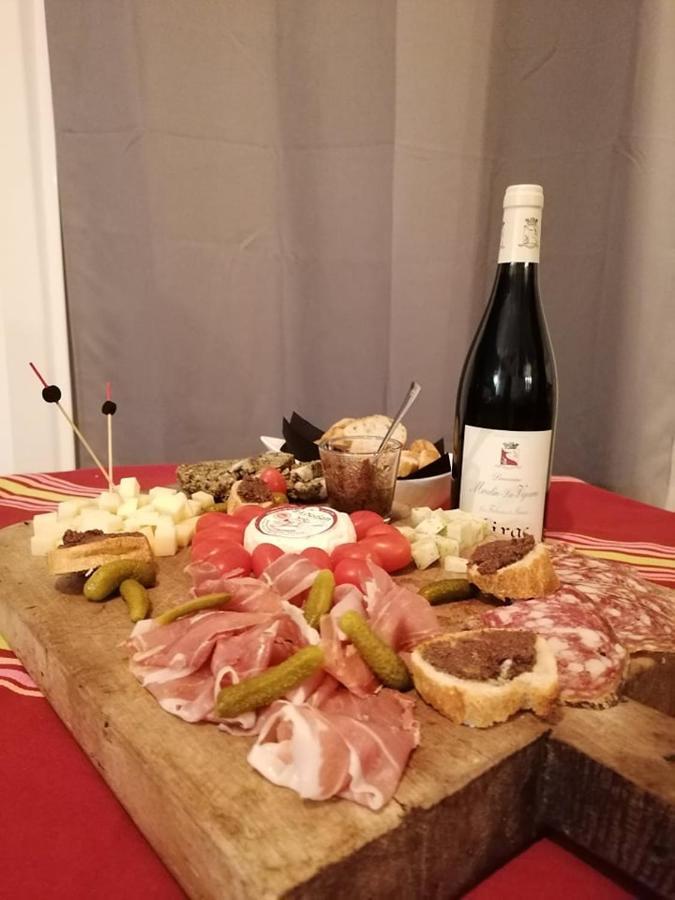 Chambre Familiale "Le Pecher" Saillans  Екстериор снимка